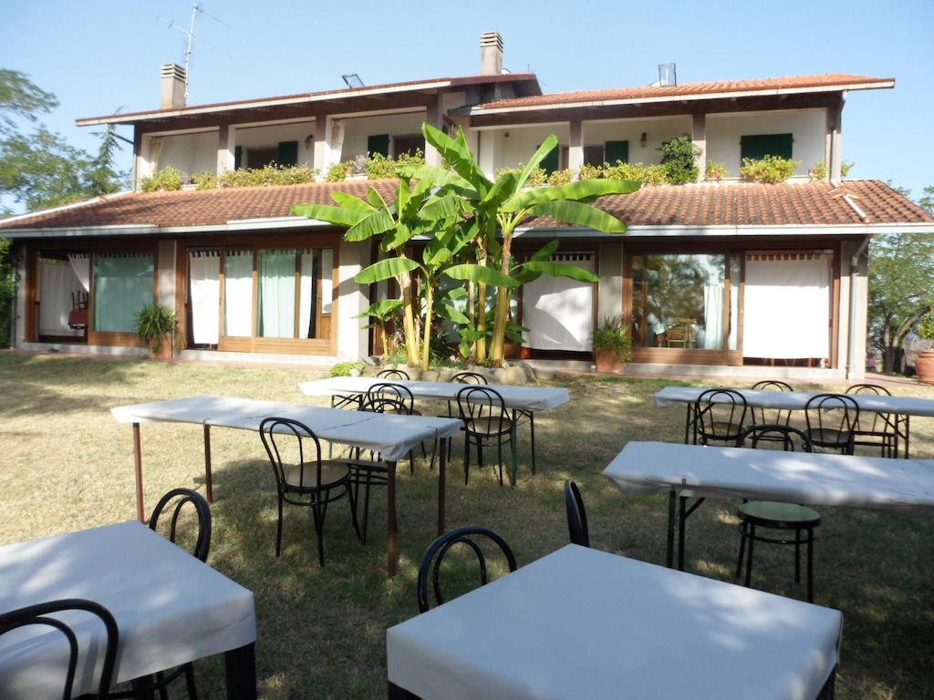 Agriturismo La Quiete Roncofreddo Exterior foto